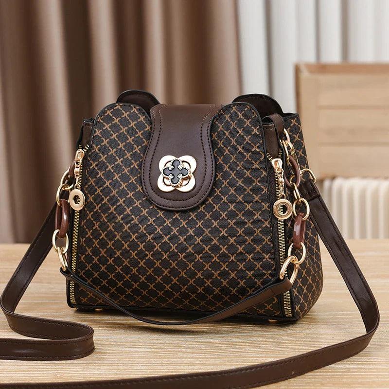 Bolsa Feminina de Couro Genuíno Saint Lumier