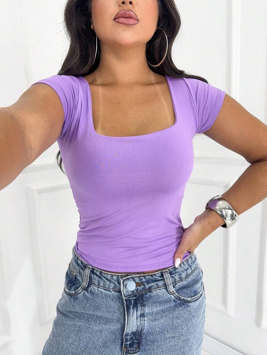Blusa Feminina Básica Decote Quadrado Manga Curta Baby Look Moda Casual Versátil Blogueira Em Alta Gringa