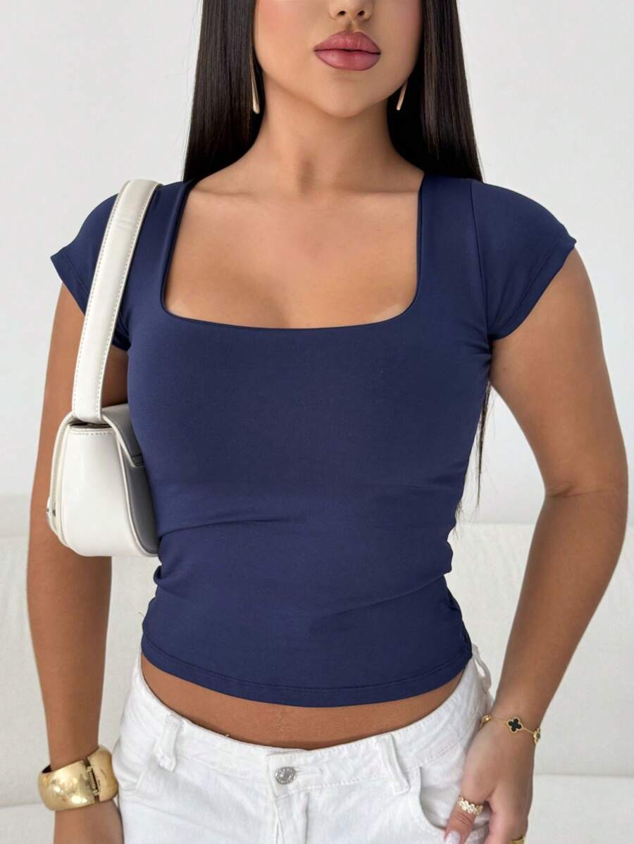 Blusa Feminina Básica Decote Quadrado Manga Curta Baby Look Moda Casual Versátil Blogueira Em Alta Gringa