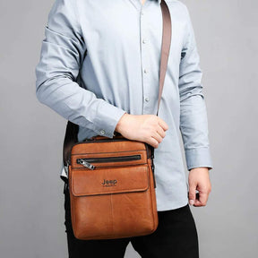 Bolsa Crossbody Jeep em Couro + Carteira