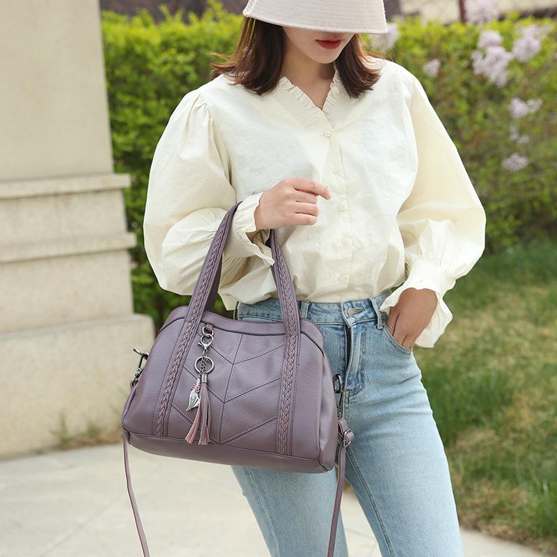 Bolsa Feminina em Couro Legítimo - Gina