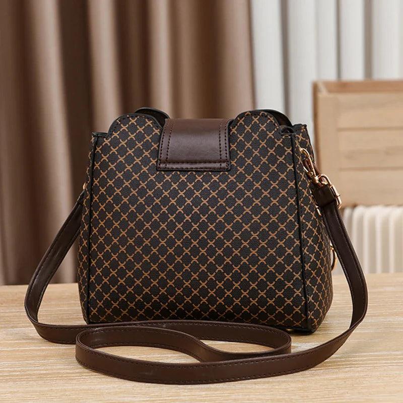Bolsa Feminina de Couro Genuíno Saint Lumier