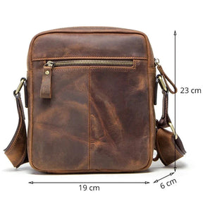 Mochila em Couro Genuino - Contacts Premium