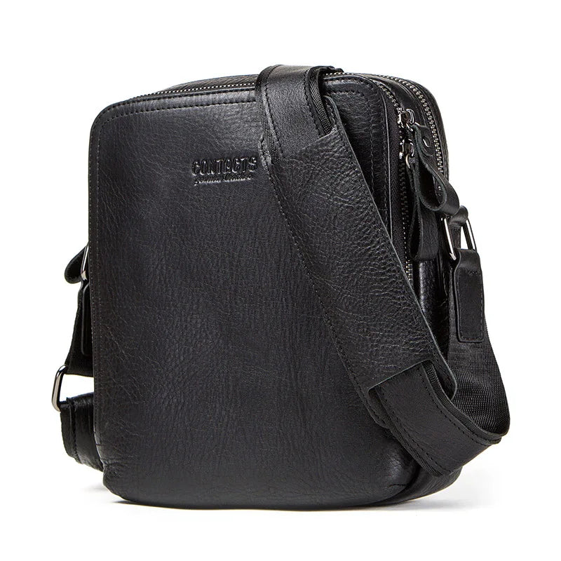 Mochila em Couro Genuino - Contacts Premium