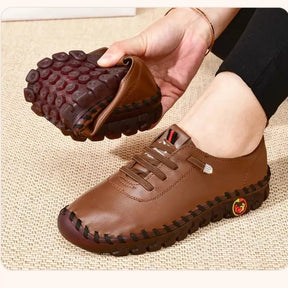 Tênis Feminino de Couro Casual Plus