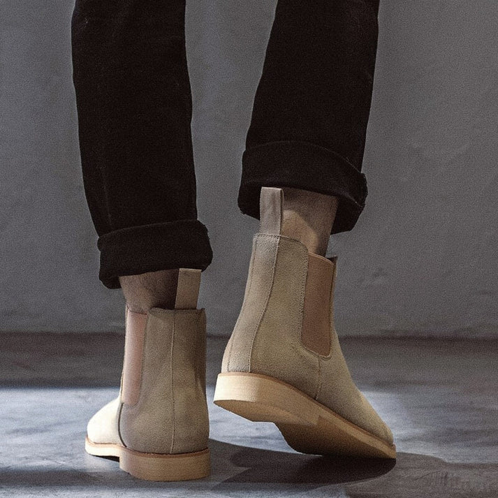 Bota Chelsea em Couro Masculina Valezinni VZ101